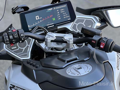 BMW R1300RT Pro Motorradvermietung Frankreich